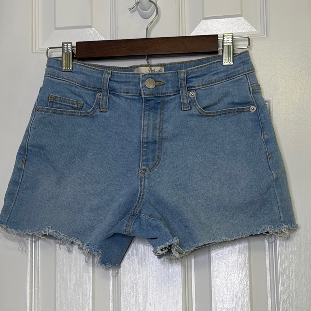 Universal Thread Blue Jean Shorts High-Waisted Frayed NWOT